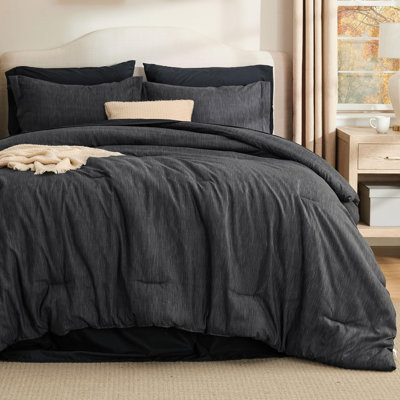 Bedsure Queen Cationic Dyed Printed Bed-in-a-Bag Set – Black, 7-Piece Bedding Set