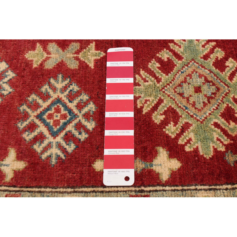 Tapis rouge foncé Finest Ghazni 5 pi 2 po x 6 pi 7 po