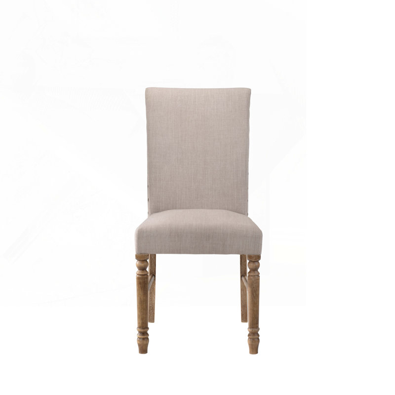 Chaise rembourrée en lin
