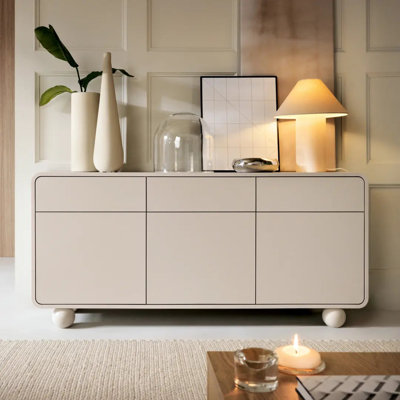 Berthenia Display Cabinet