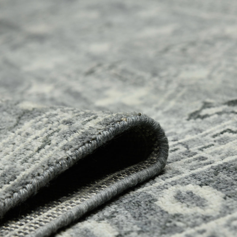Gray Hand-Knotted Wool Oriental 2' x 3' Area Rug