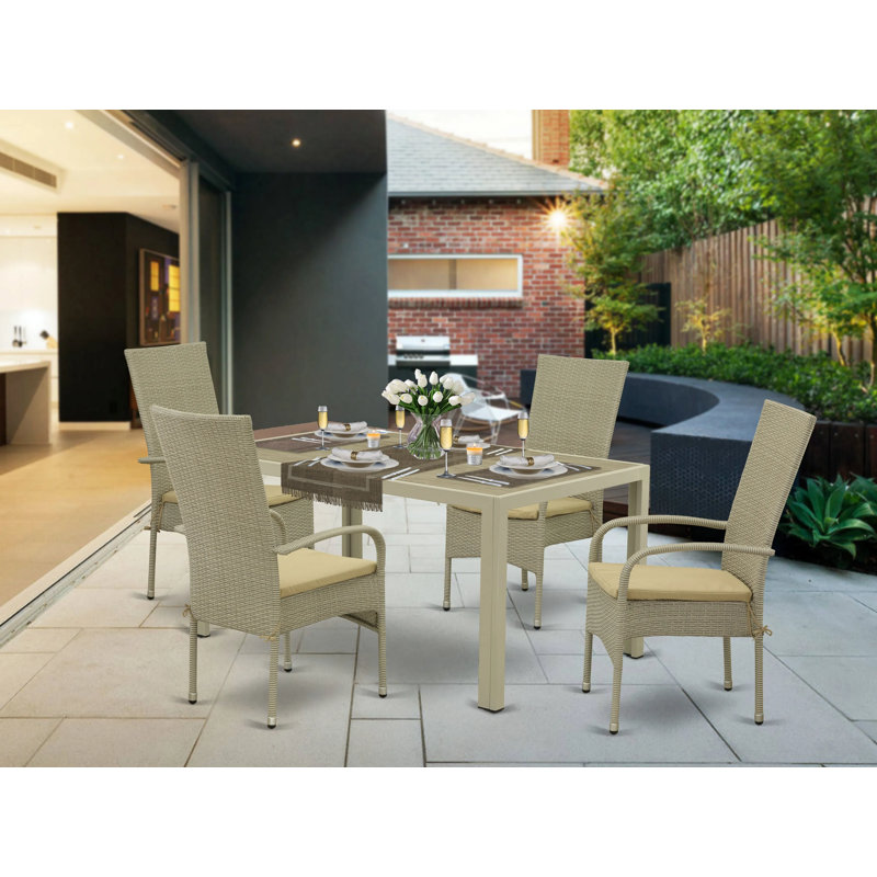 Ensemble de meubles de patio en osier 5 pièces comprenant une table de salle à manger rectangulaire avec plateau en verre et 4 fauteuils de balcon avec coussin, lin naturel