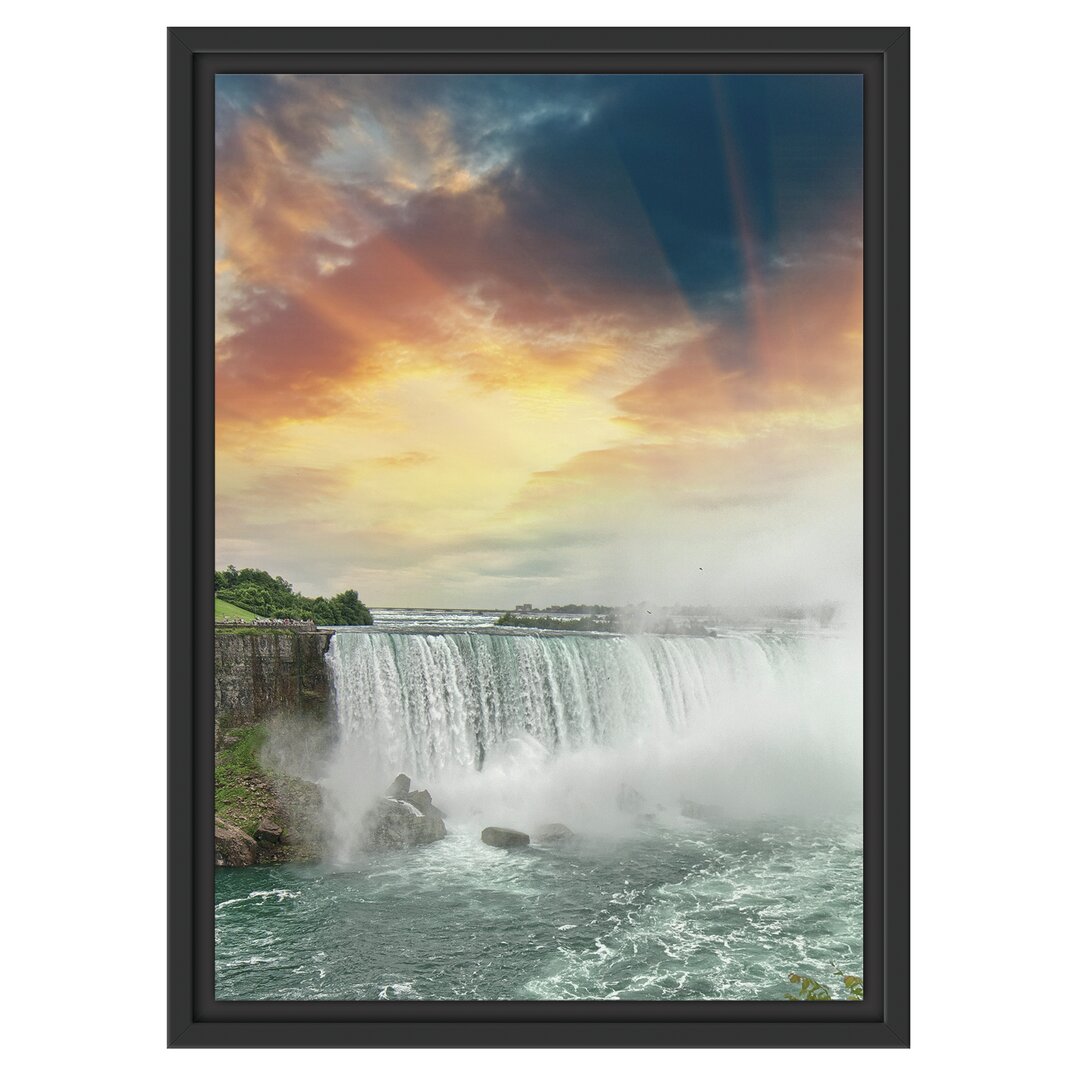 Gerahmtes Wandbild Niagarafälle bei Sonnenuntergang