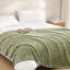 Jeté pour canapé, lit, canapé - couverture ultra douce et légère à rayures 280 g / m², couverture jacquard nervurée 3D, jets pelucheux et confortables, chaud et respirant-111986103