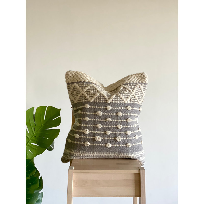 Coussin Mila Boho, 1 pi 6 po x 1 pi 6 po