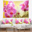 Tapisserie fleurie d’orchidées florales-28488483