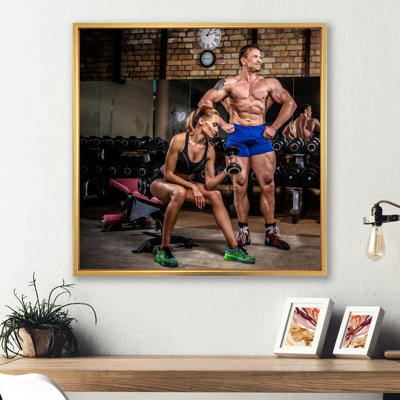 Sports Couple Is Work Out Gym sur impression sur toile