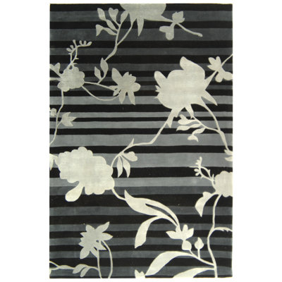 Zanora Drive Hand Tufted Wool Pile Floral Rug