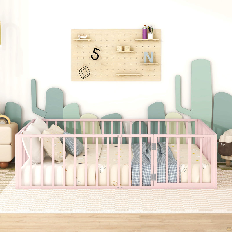 Structure de lit pour grand lit en métal avec clôture et porte, Grand lit, Rose
