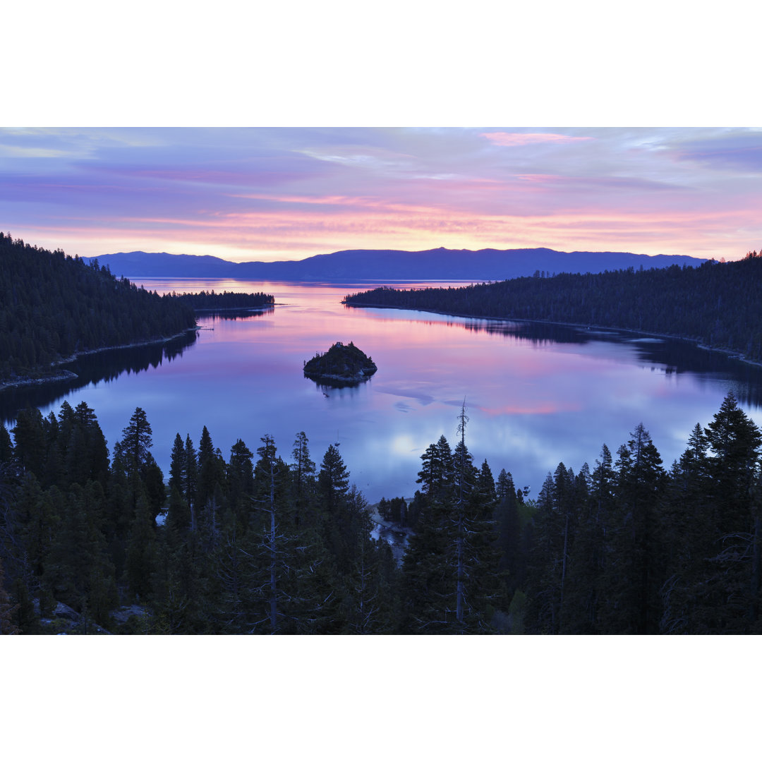 Emerald Bay - Lake Tahoe von S. Greg Panosian - Kunstdrucke auf Leinwand ohne Rahmen