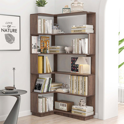 Bibliothèque de coin en L de 90 cm à 5 niveaux avec panneau anti-chute et dispositif de basculement pour le bureau à domicile et le salon