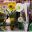 Petite statue de marguerite blanche en pot