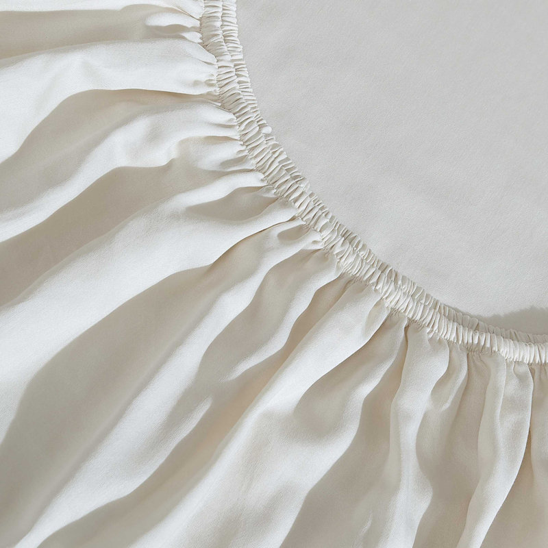 Ensemble de draps en satin de coton Calvin Klein, Ensemble de draps pour très grand lit avec 2 taie, Ivoire