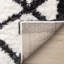 Tapis à motif de treillis abstrait gris anthracite Botelho-468209721