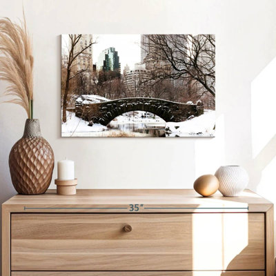 Ravi Gapstow Bridge Snow