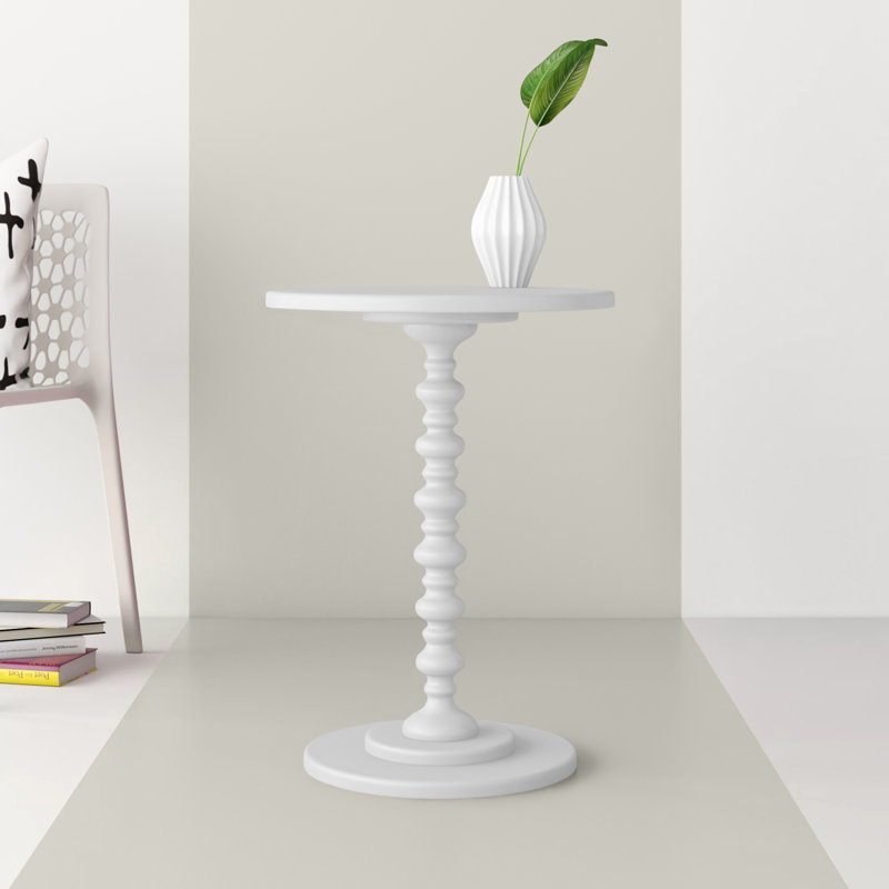 Pettegrow Spindle End Table, White
