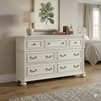Bowersville 7-Drawer Bedroom Dresser, Antique White