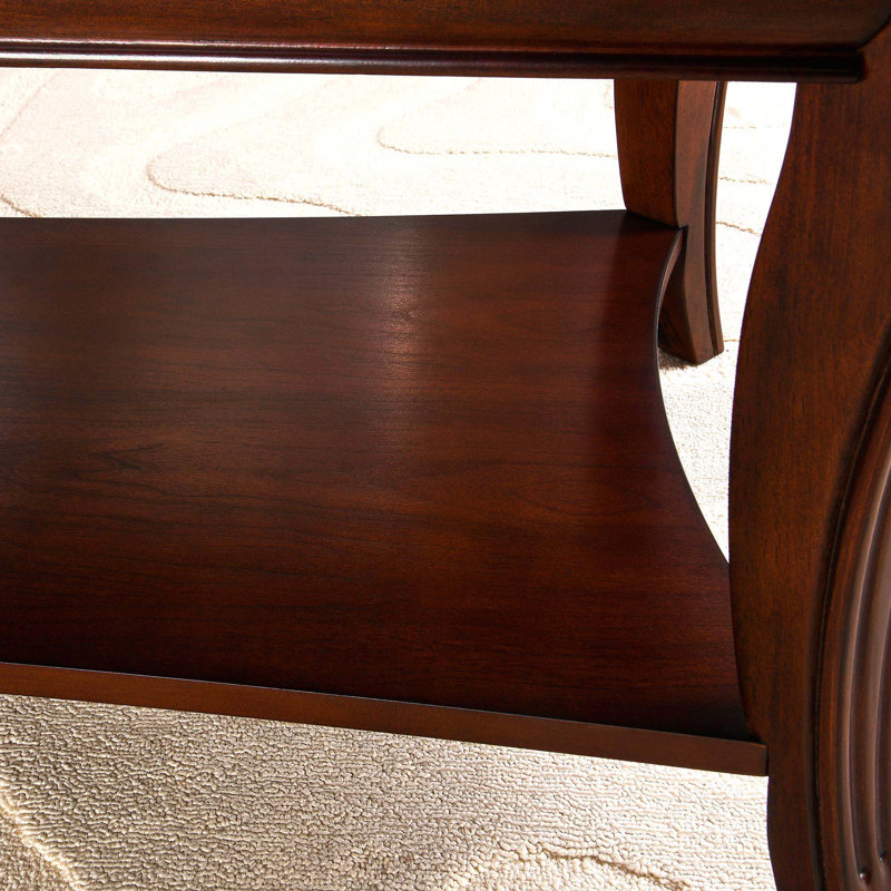 Table basse en bois massif Heritage Carve avec tablette ouverte pour le rangement