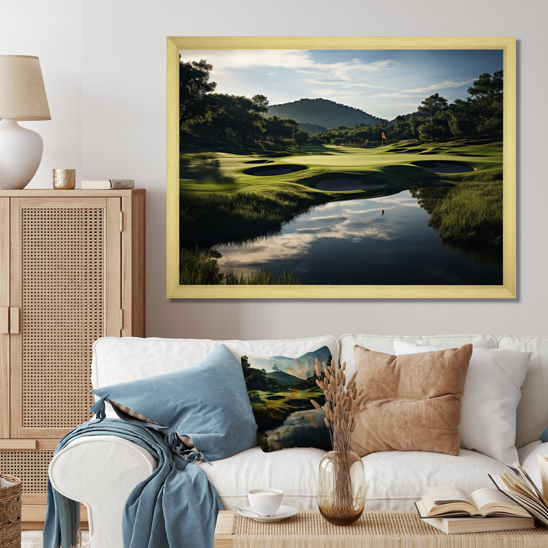 Golf Precision Filed - Sports Canvas Wall Art, H 24 po x l 32 po x P 1 po, Encadrement doré