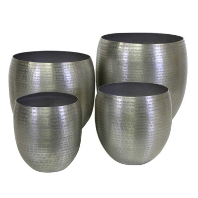 Locklin Handmade Metal Pot Planter