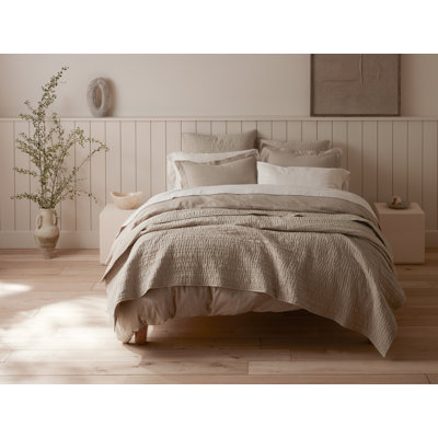 Channel Handstitched Organic Organic Percale Quilt