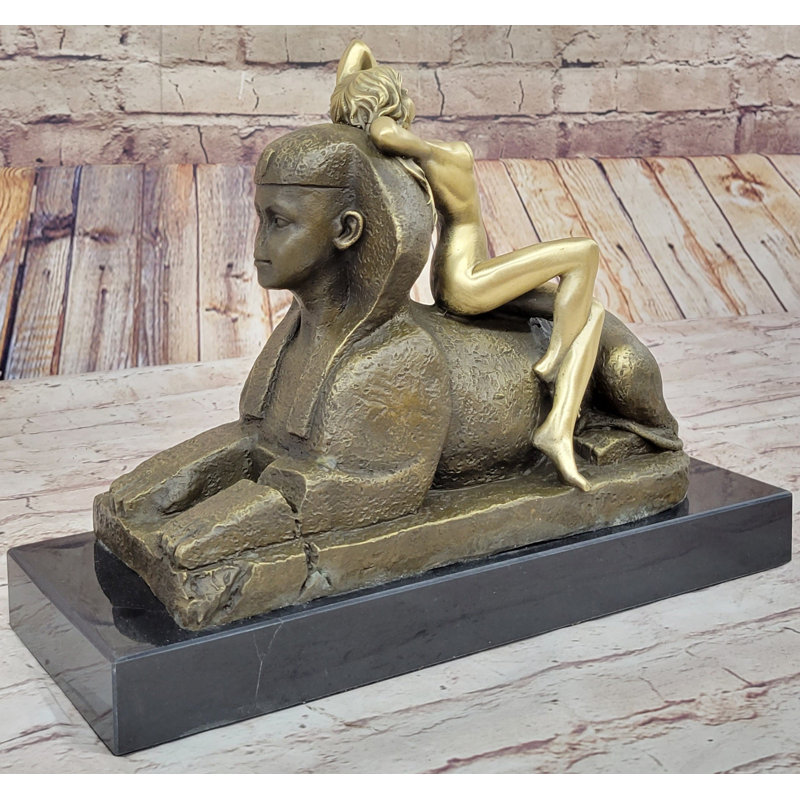 Figurines et sculptures