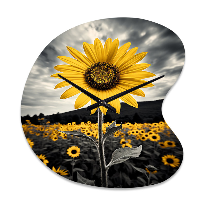 Jaune jaune brun champ de tournesol émergent II - tournesols, horloge asymétrique en métal, forme traditionnelle horloge murale