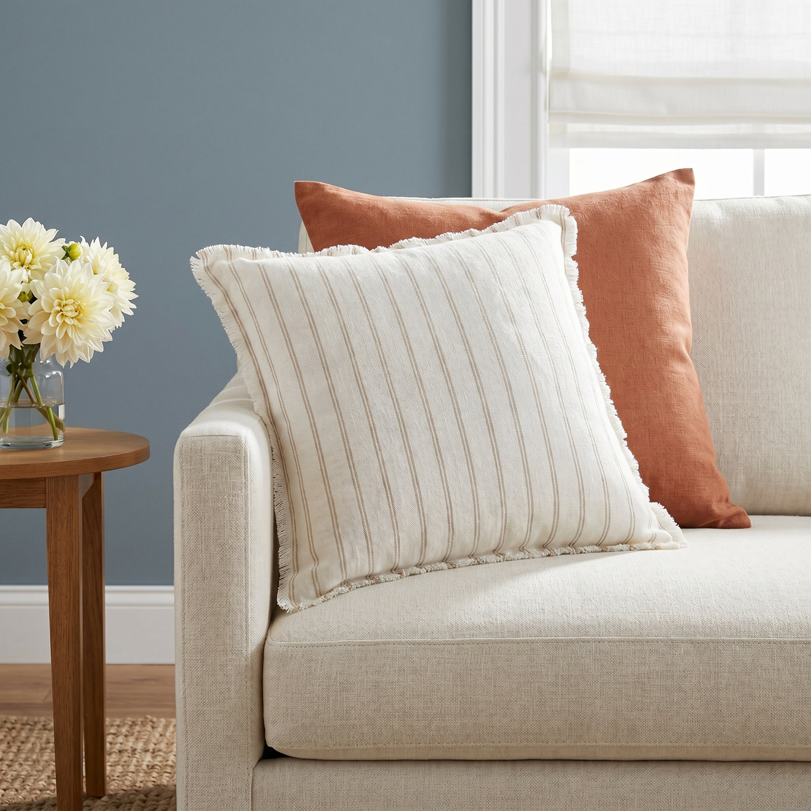Bertie 20" x 20" Linen Throw Pillow