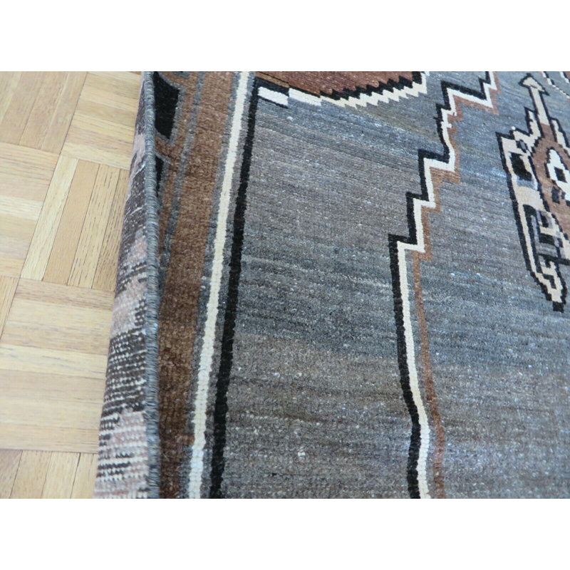 Tapis de couloir en laine noué à la main noir de conception unique 5 pi 5 po x 13 pi 1 po Corentin Tapis décoratif