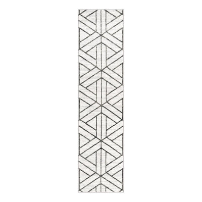 Rochele Geometric Indoor Rug