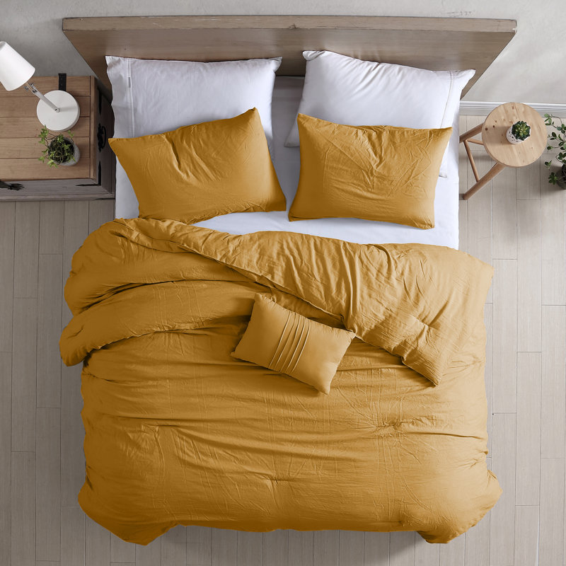 Modern Threads - Beck Comforter Set - Down Alternative Brushed Microfiber - Elegant All Season Bedspread Set - includes Comforter, Shams, & Decorative Pillow