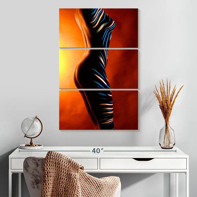 Silhouette sensuelle striée, H 32 po x l 20 po