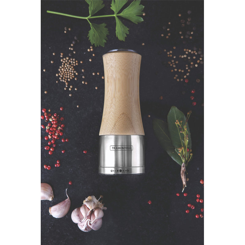 Brand Realce No Power Source Required / Manual Salt & Pepper Mill