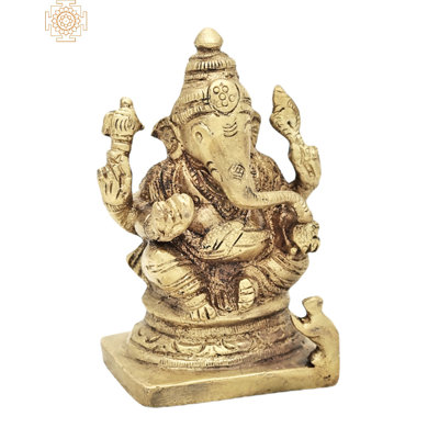 Figurine petite Bhawawan Ganesha assise sur un piédestal
