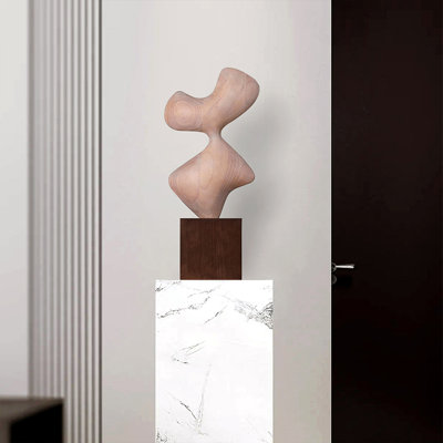 Ornements abstraits de sculpture sur bois