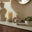 Sculpture raffinée en nœuds de marbre pour la décoration intérieure - Accent décoratif pour bureau, salon ou étagère - Ivoire et brun clair-107086724