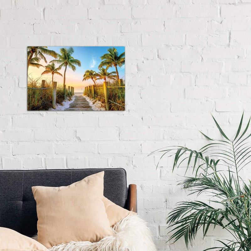 «Smaigners Beach» par Susanne Kremer - reproduction de photo, H 8 po x l 12 po x P 0,75 po, Toile tendue