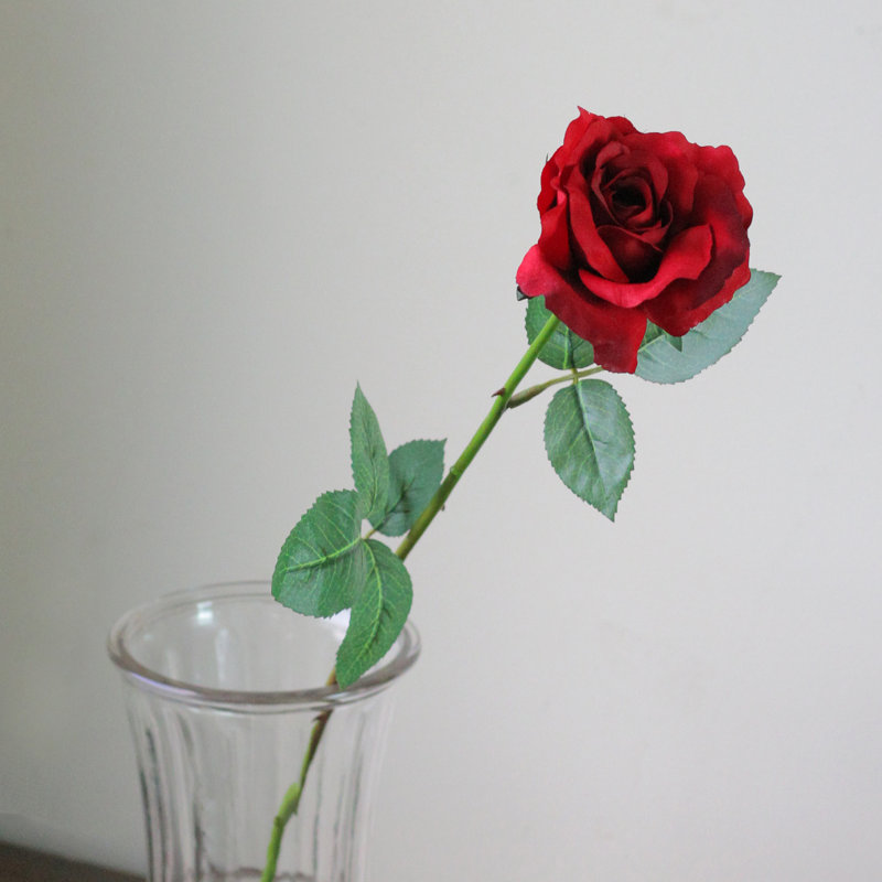 Longue tige artificielle en fleurs, Rouge