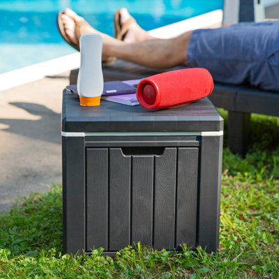 SunnyDaze Decor 9-Gallon Outdoor Polypropylene Cooler Box
