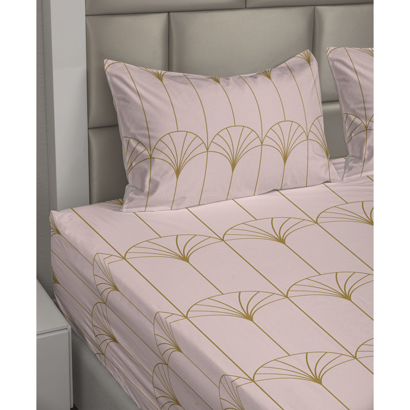 Microfiber Sheet Set, Cal King Sheet Set with 2 Pillowcases, Light Blush/Sand Brown Geometric