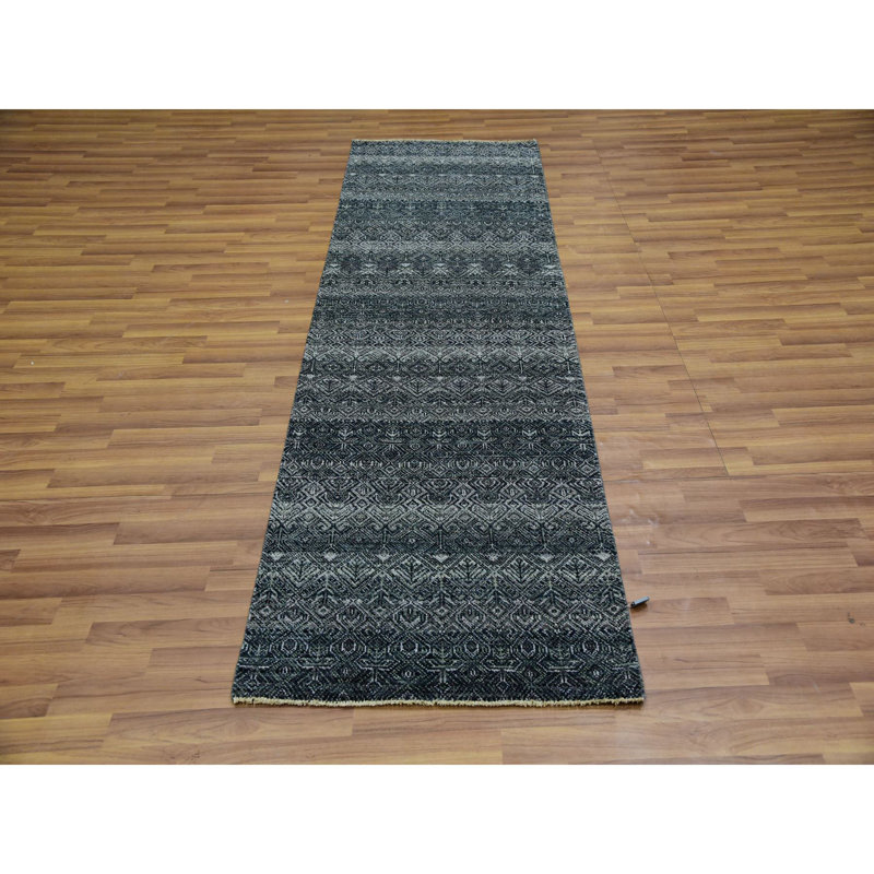 Tapis de couloir oriental gris en laine noué à la main 2 pi 7 po x 8 pi 0 po Kohita
