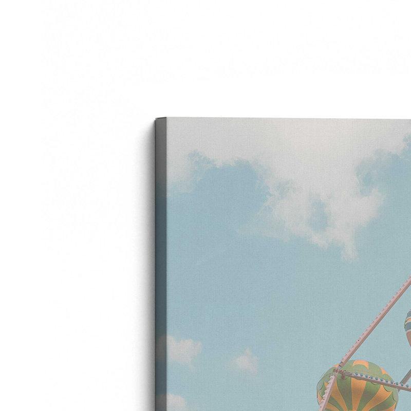 Carousel Dreams In The Sky sur toile, H 12 po x l 18 po, Toile tendue