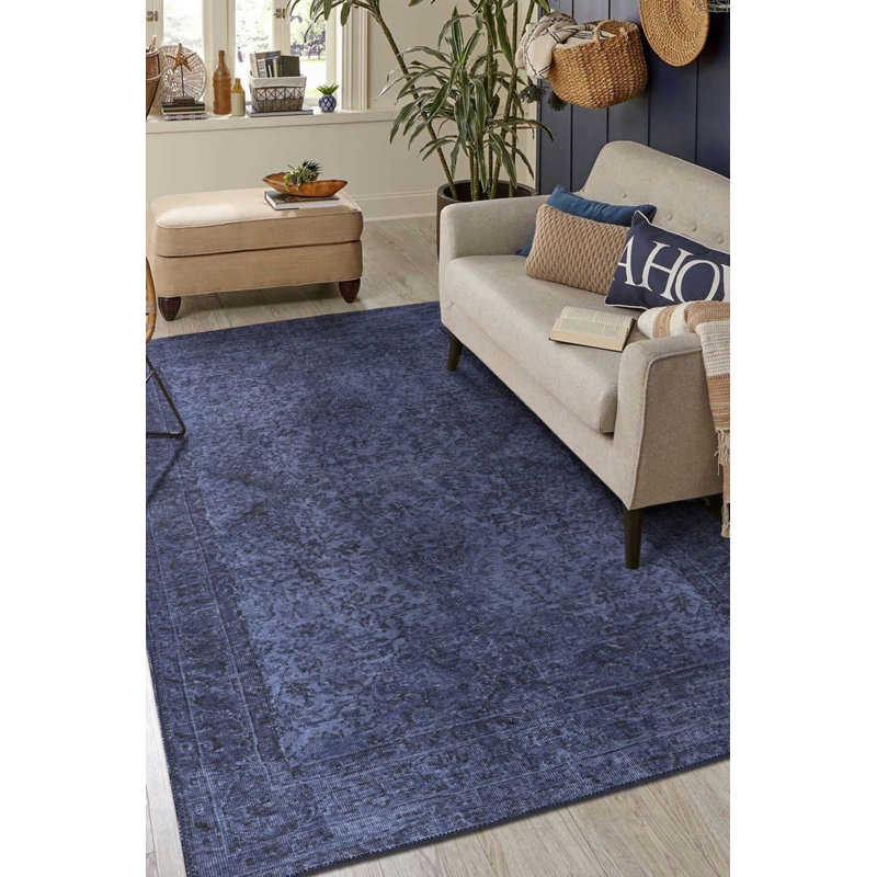 Tapis décoratif bleu marine, Rectangle 4 pi 8 po x 6 pi 3 po