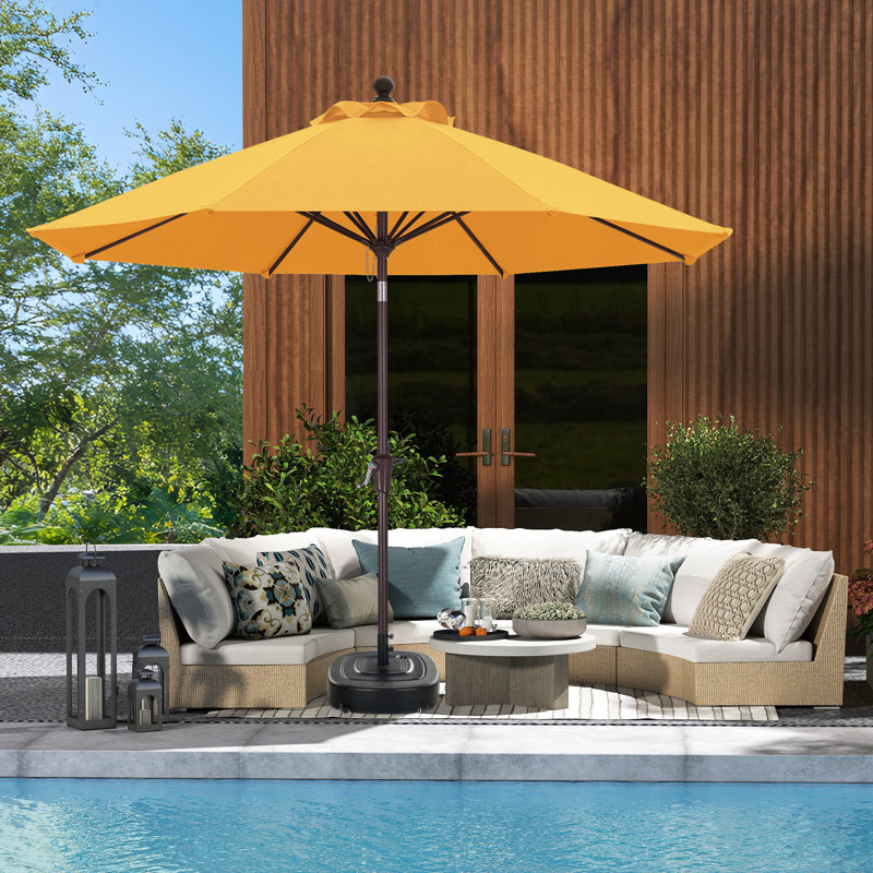 Parasol de patio en oléfine 9 pi 9 pi, Doré