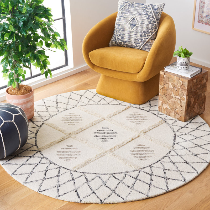Anaia Hand Tufted Wool/Cotton Geometric Rug in Black/Ivory, Round 6'