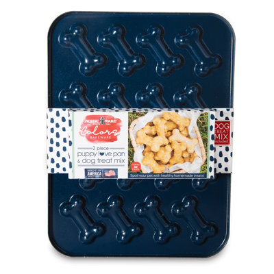 Nordic Ware 2 - Piece Novelty Non-Stick Aluminum Cakelet Pan Set