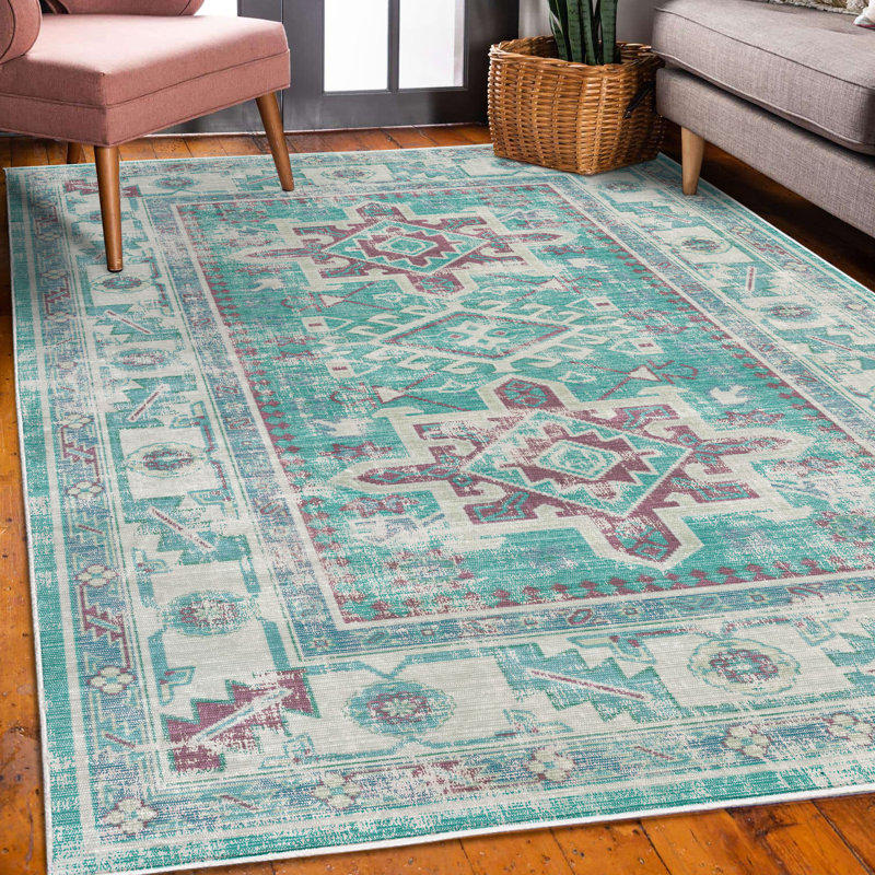 Tapis décoratif à poils longs en fibre de polyester haute densité Hayet, Rectangle 4 pi x 5 pi 5 po