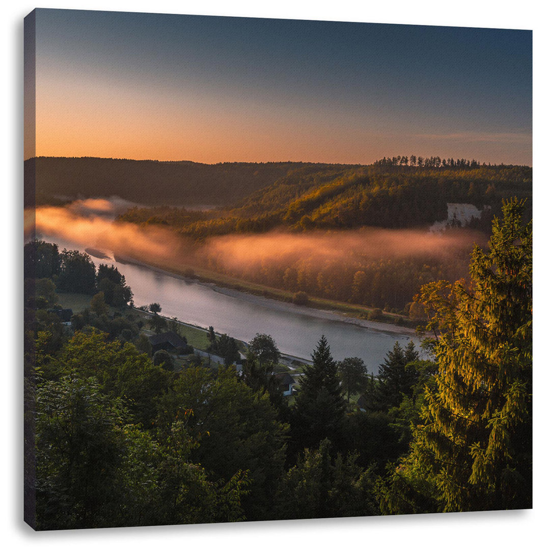 Leinwandbild Nebel über Fluss in Waldlandschaft