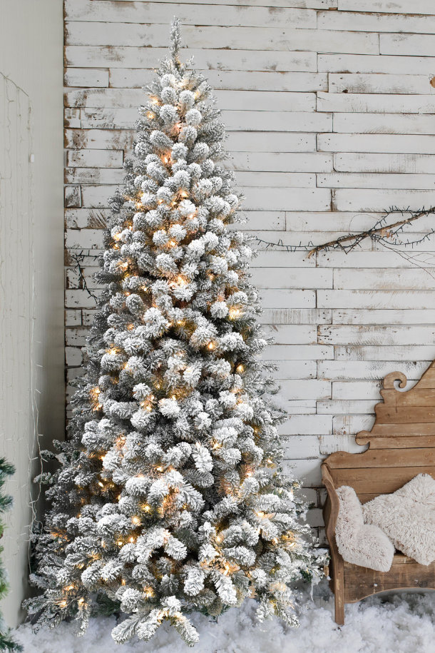 Fraser Hill Farm 7.5-ft. Jingle Pine Artificial Christmas Tree