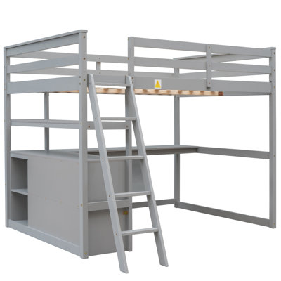 Lit mezzanine avec bureau et tablettes